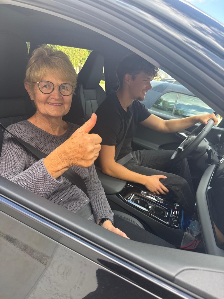 Gemeinsam mit dem Auto unterwegs